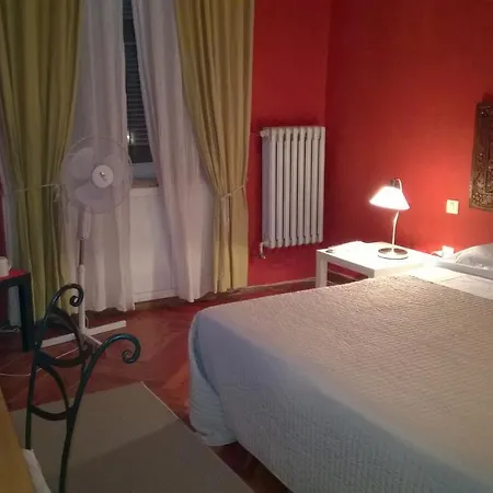 Agora Residenza Apartmanhotel 4*